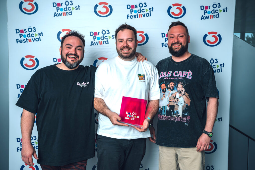 „Das Café am Rande der Freundlichkeit“ erringt Platz 1 beim Ö3-Podcast-Award.